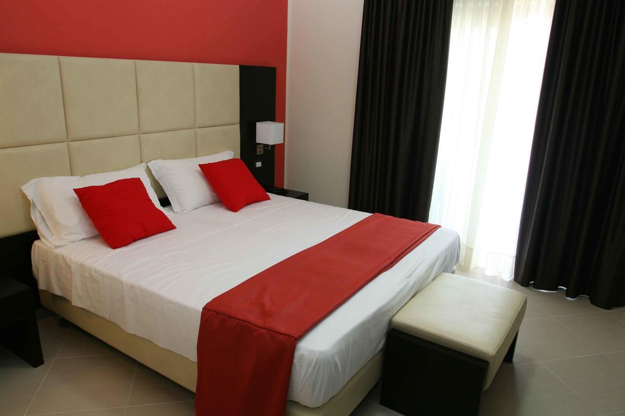 Rama Palace Hotel Casalnuovo Di Napoli Zimmer foto